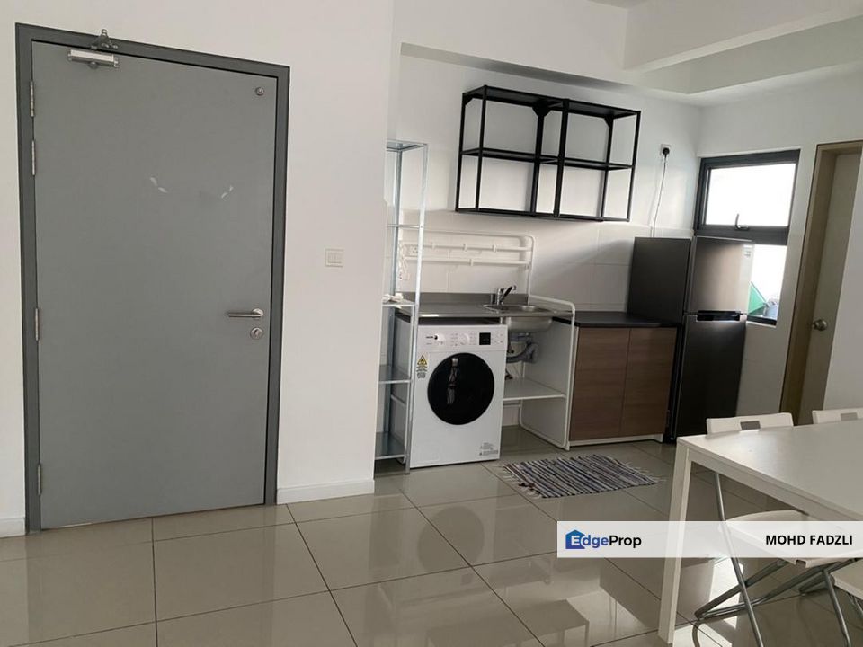 Facing Radia Suria Residence Bukit Jelutong, Selangor, Bukit Jelutong