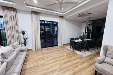 Elmina Green Three @ City of Elmina