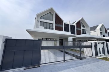 Elmina Green The Eighth @ City of Elmina