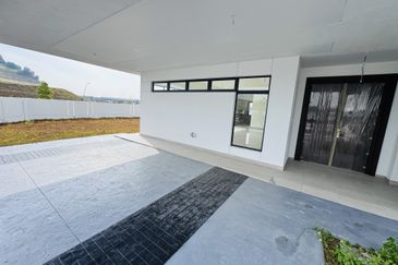 Elmina Green The Eighth @ City of Elmina