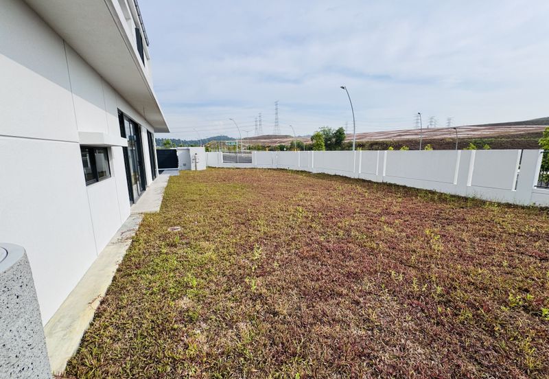 Elmina Green The Eighth @ City of Elmina