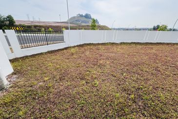 Elmina Green The Eighth @ City of Elmina