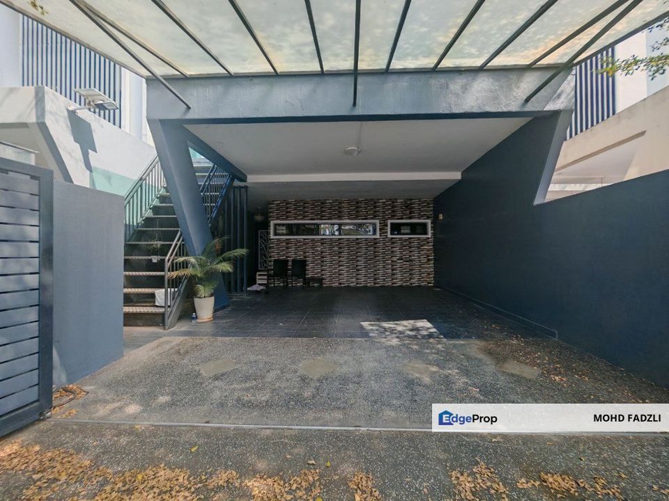 Laman Glenmarie Shah Alam For Sale Partly Furnished , Selangor, Glenmarie