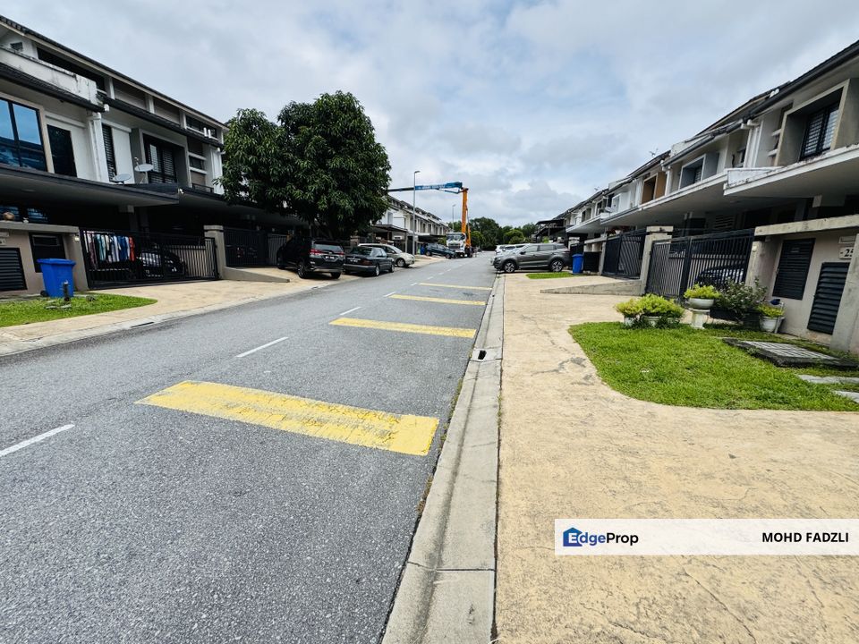 Saffron Hills Denai Alam Double Storey End Lot For Sale, Selangor, Shah Alam