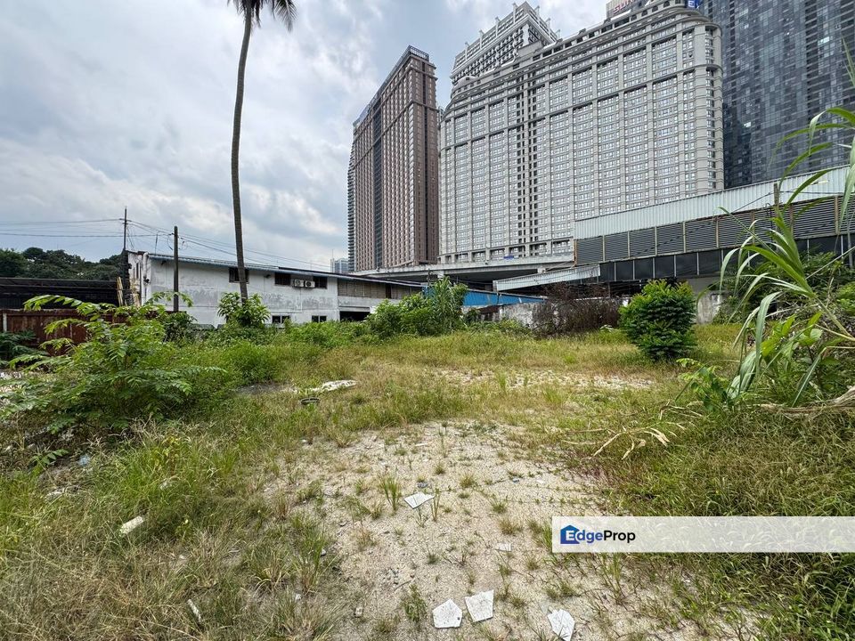 Kampung Sungai Penchala Land For Sale Facing Mainroad, Kuala Lumpur, Kampung Sungai Penchala