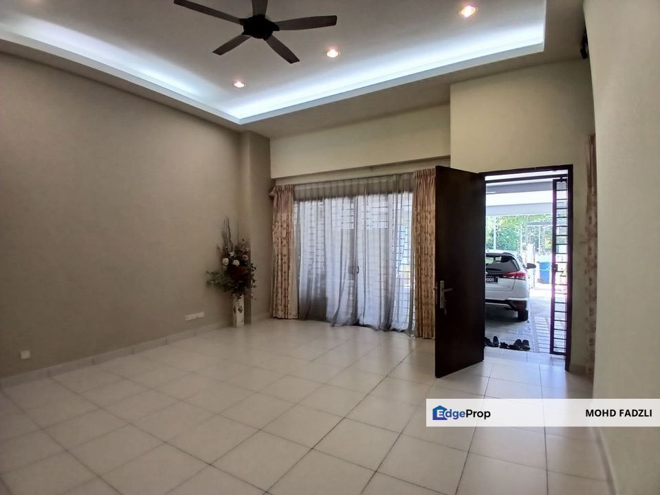 Ivy Terrace Denai Alam 3 Storey Partly Furnished For Sale, Selangor, Shah Alam