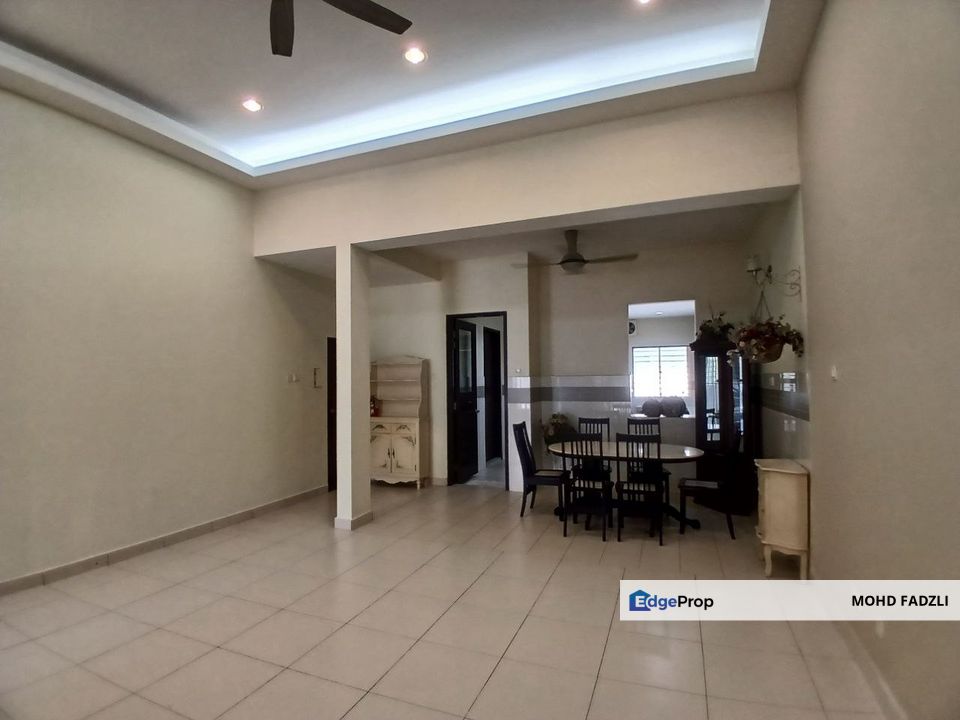 Ivy Terrace Denai Alam 3 Storey Partly Furnished For Sale, Selangor, Shah Alam