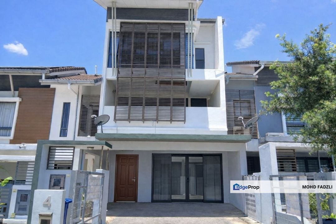 Ivy Terrace Denai Alam 3 Storey Partly Furnished For Sale, Selangor, Shah Alam