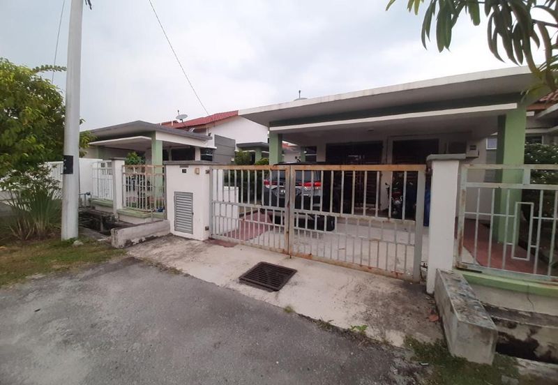 Bandar Baru Salak Tinggi