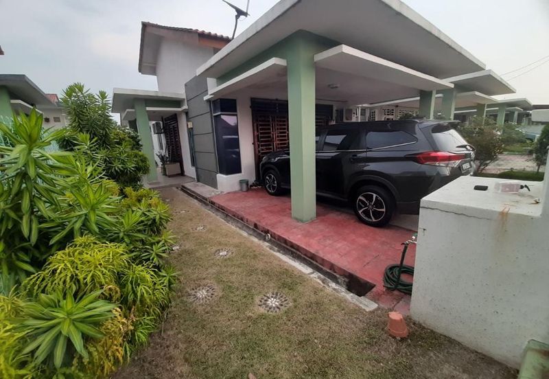 Bandar Baru Salak Tinggi