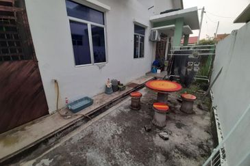Bandar Baru Salak Tinggi