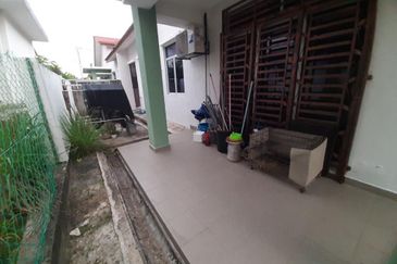 Bandar Baru Salak Tinggi