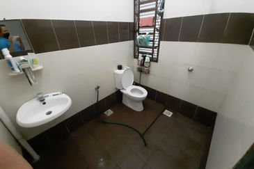 Bandar Baru Salak Tinggi