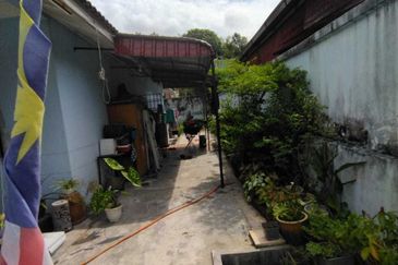 Kampung Melayu Subang