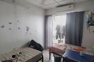 Pangsapuri Damai, Subang Bestari