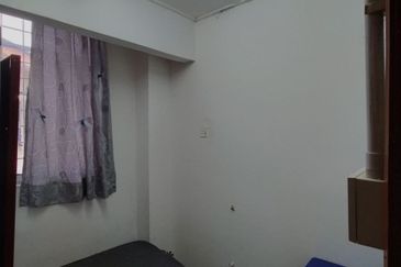 Pangsapuri Damai, Subang Bestari