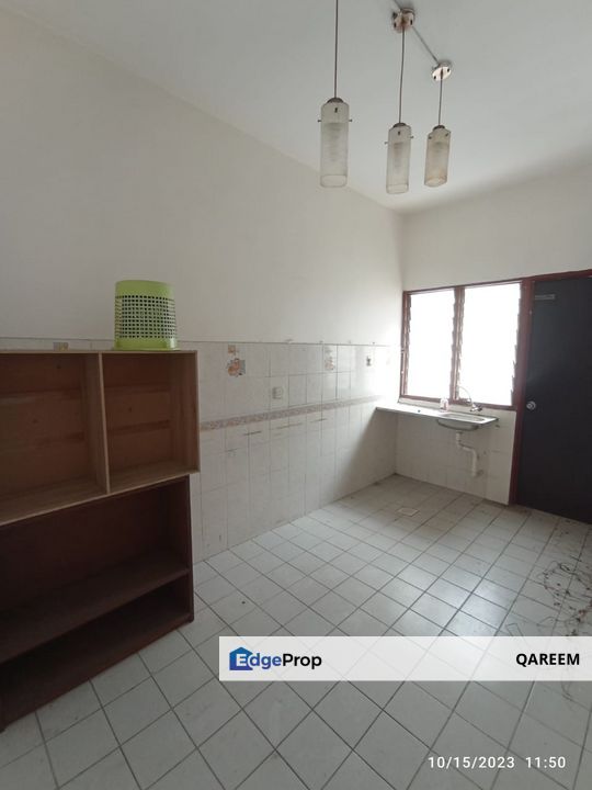 BELOW MARKET 2 Storey Semi D @ Jalan Taming Kiri Taman Taming Jaya, Balakong , Selangor, Balakong