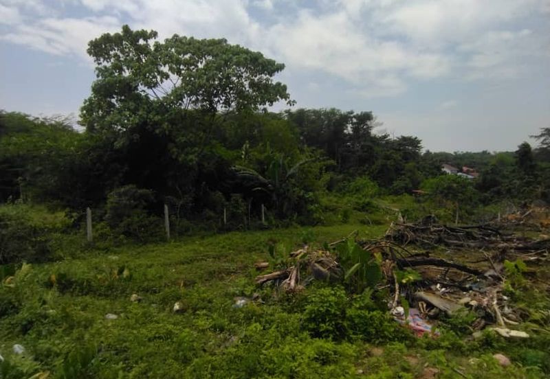 Kampung Sungai Pelong