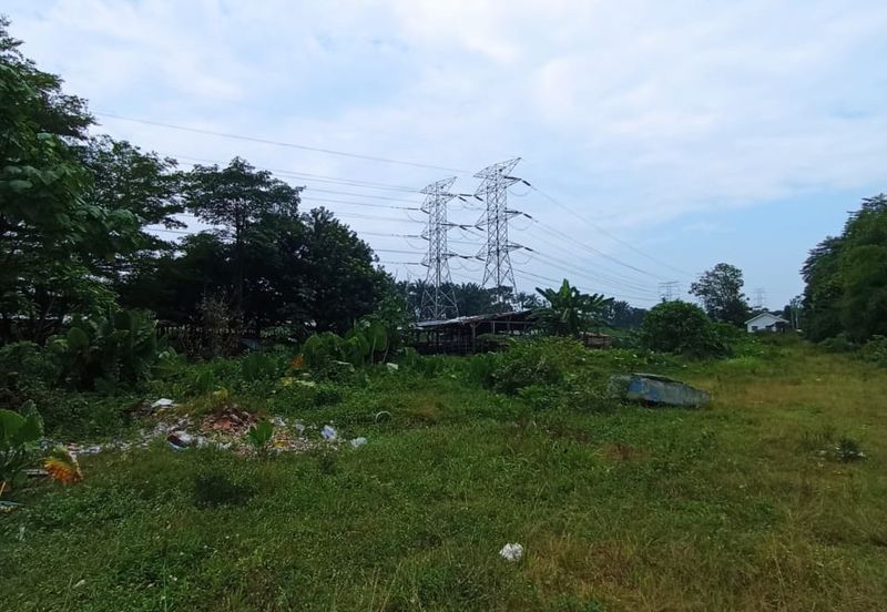 Kampung Sungai Pelong