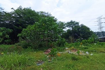 Kampung Sungai Pelong