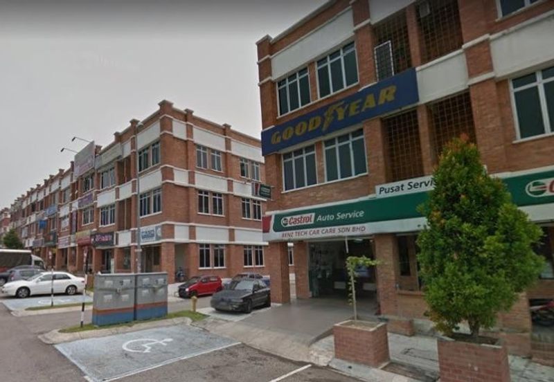 Jalan Pulau Lumut Q U10/Q @ Alam Budiman