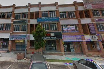 Jalan Pulau Lumut Q U10/Q @ Alam Budiman