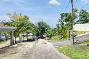Lokasi Strategik 1 Ekar Sungai Pelong Sungai Buloh. Dekat dengan Mainroad
