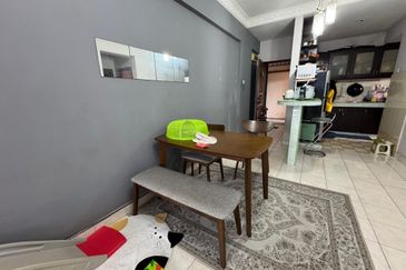 Sri Gotong Apartment