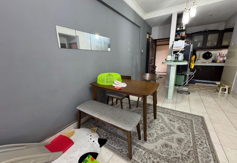 Sri Gotong Apartment