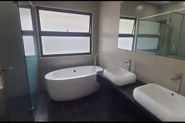 Taman Cahaya Alam, Seksyen U12