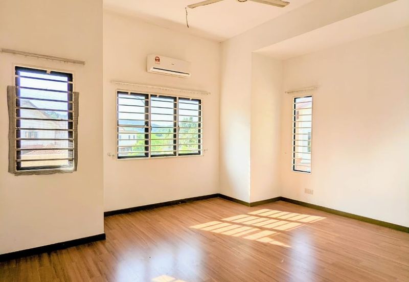 Cahaya SPK, Seksyen U9