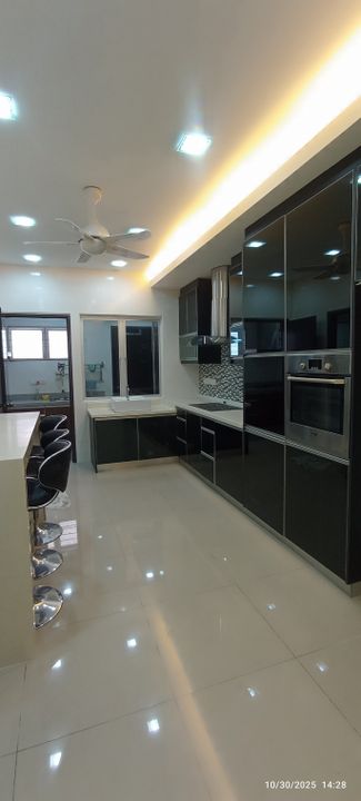 [RENOVATED] 2 Storey Taman Sunway Batu Caves. Batu Caves. Guarded & Gated, Selangor, Batu Caves 