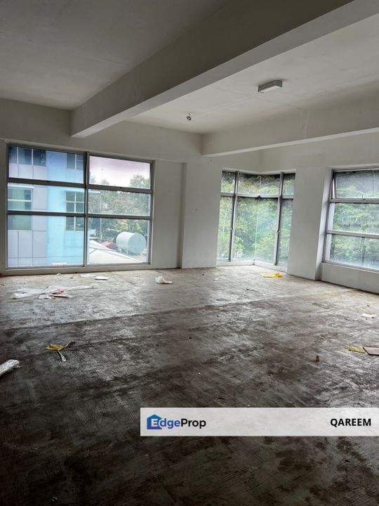3 Storey Semi D U8 Bukit Jelutong Shah Alam, Selangor, Shah Alam