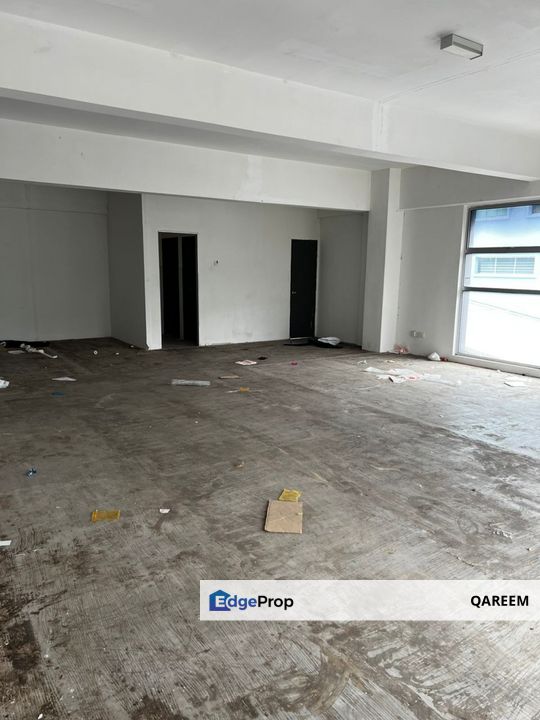 3 Storey Semi D U8 Bukit Jelutong Shah Alam, Selangor, Shah Alam