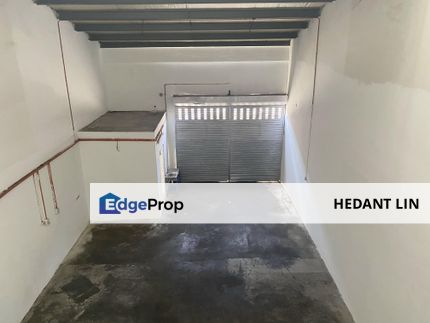 PUCHONG UTAMA 1STY 25X80 FACTORY WAREHOUSE FOR SALE, Selangor, Puchong