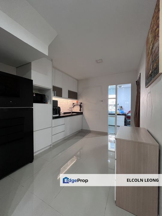 Mahkota Cheras Sek 3 Fully Reno Fully Extend Facing Empty Move In Condition , Selangor, Cheras