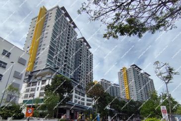 Vista Alam Serviced Apartment