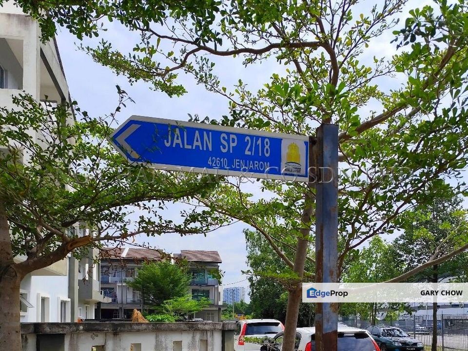 Townhouse upper corner unit in Saujana Putra for Sale, Selangor, Kuala Langat