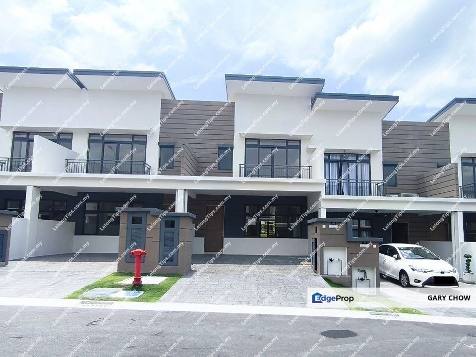 For sale bank lelong house below market price, Selangor, Semenyih