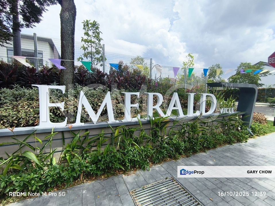 For sale bank lelong house below market price, Selangor, Semenyih