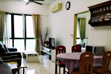 Tropicana City Tropics