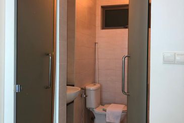 Tropicana City Tropics