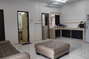 Bayu Puteri Apartment