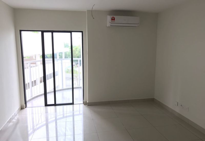 Maisson @ Platinum Apartment