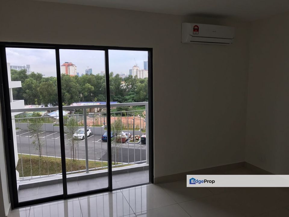 maisson ara damansara for rent