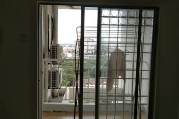 Bayu Puteri Apartment