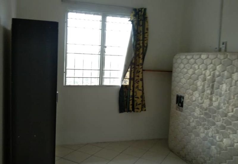 Bayu Puteri Apartment