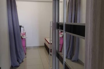 Glomac Centro Serviced Apartments