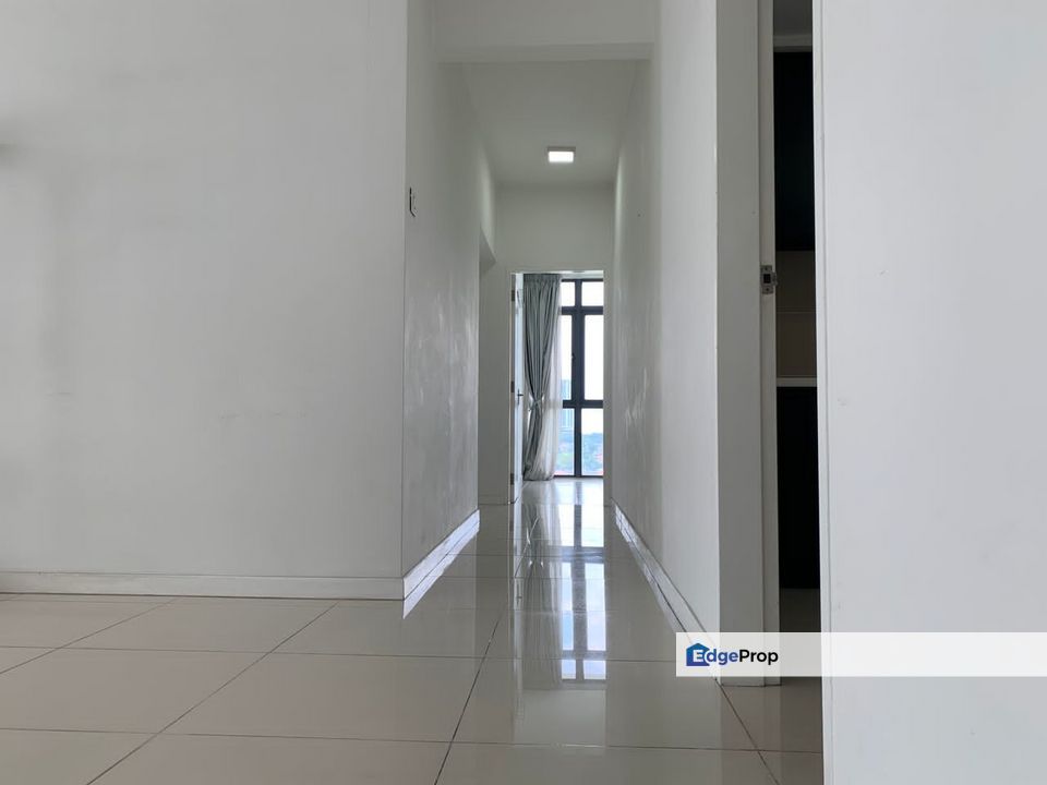 Boulevard Residence Damansara 1100sf Sale RM750000, Selangor, Kayu Ara