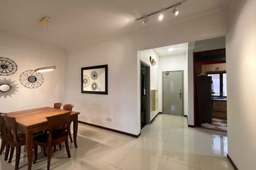 Akasia townhouse for sale